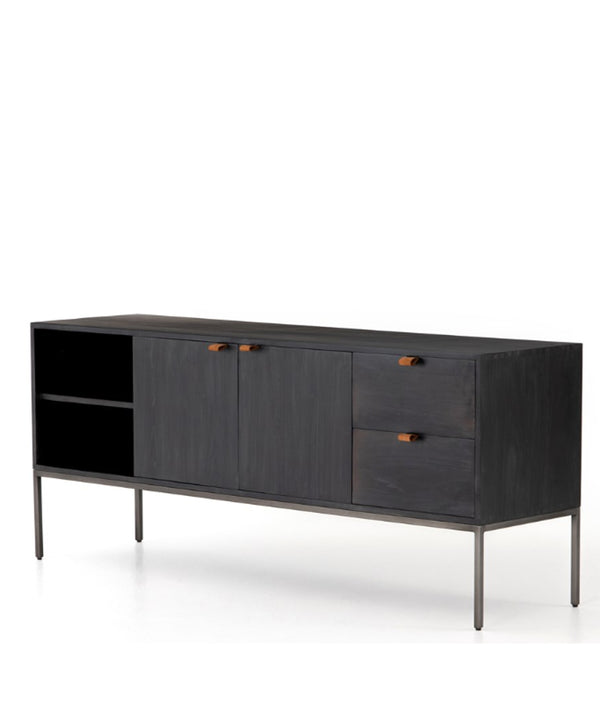 Travis Console, Ebony